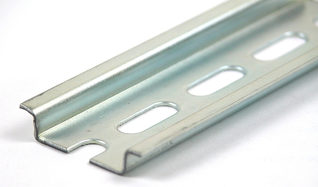 10cm 35mm DIN-rail 7,5mm hoog