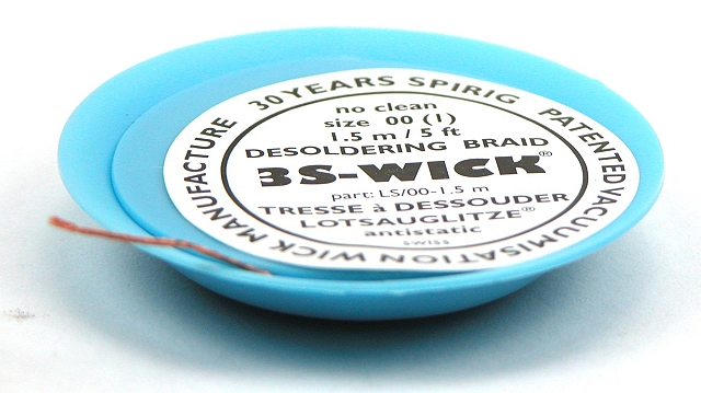 Desoldering braid 0,8mm wide - 1,5m long - white