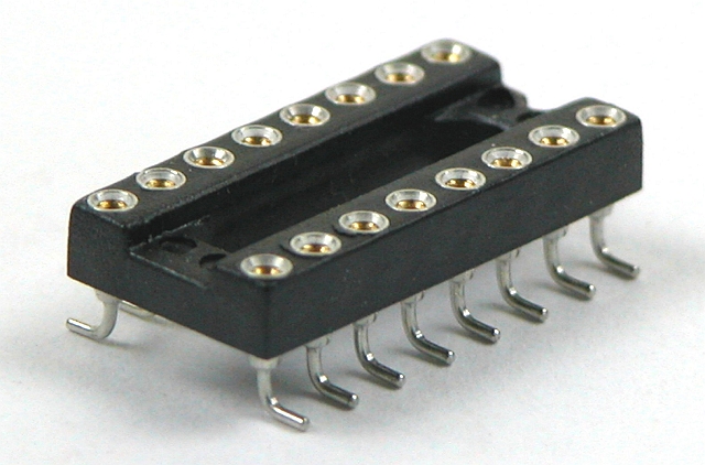 SMD IC socket for DIL-IC's 16-pole e=7,62mm