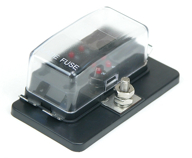 Fuseholder for 4 automotive bladefuse with LED indication