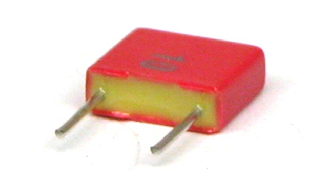 Kondensator 4,7nF 100V 10% e=5mm