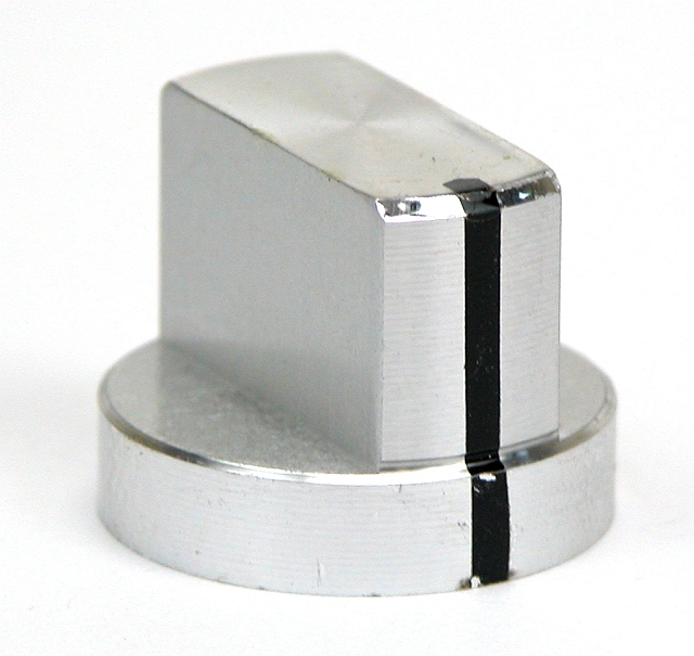 Alum. knob with line ø24,5x16mm ø6mm shaft