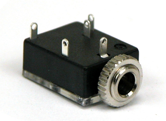 Jack socket 3,5mm stereo solde angled