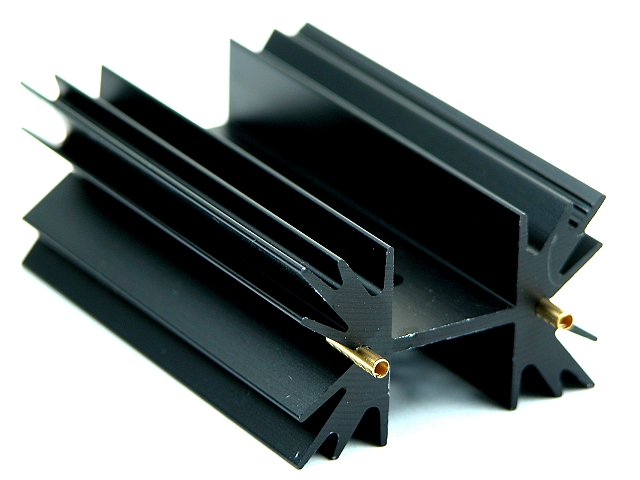 Heatsink 42x63,5x25mm with TO-220 drillpattern black