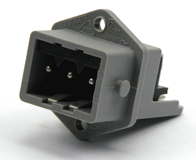 Power connector 3-polig male chassis 16Aac/10Adc