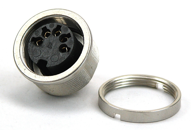Socket panelmount - screw