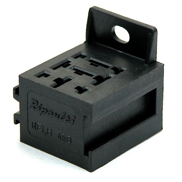 Sockets for automotiove relay